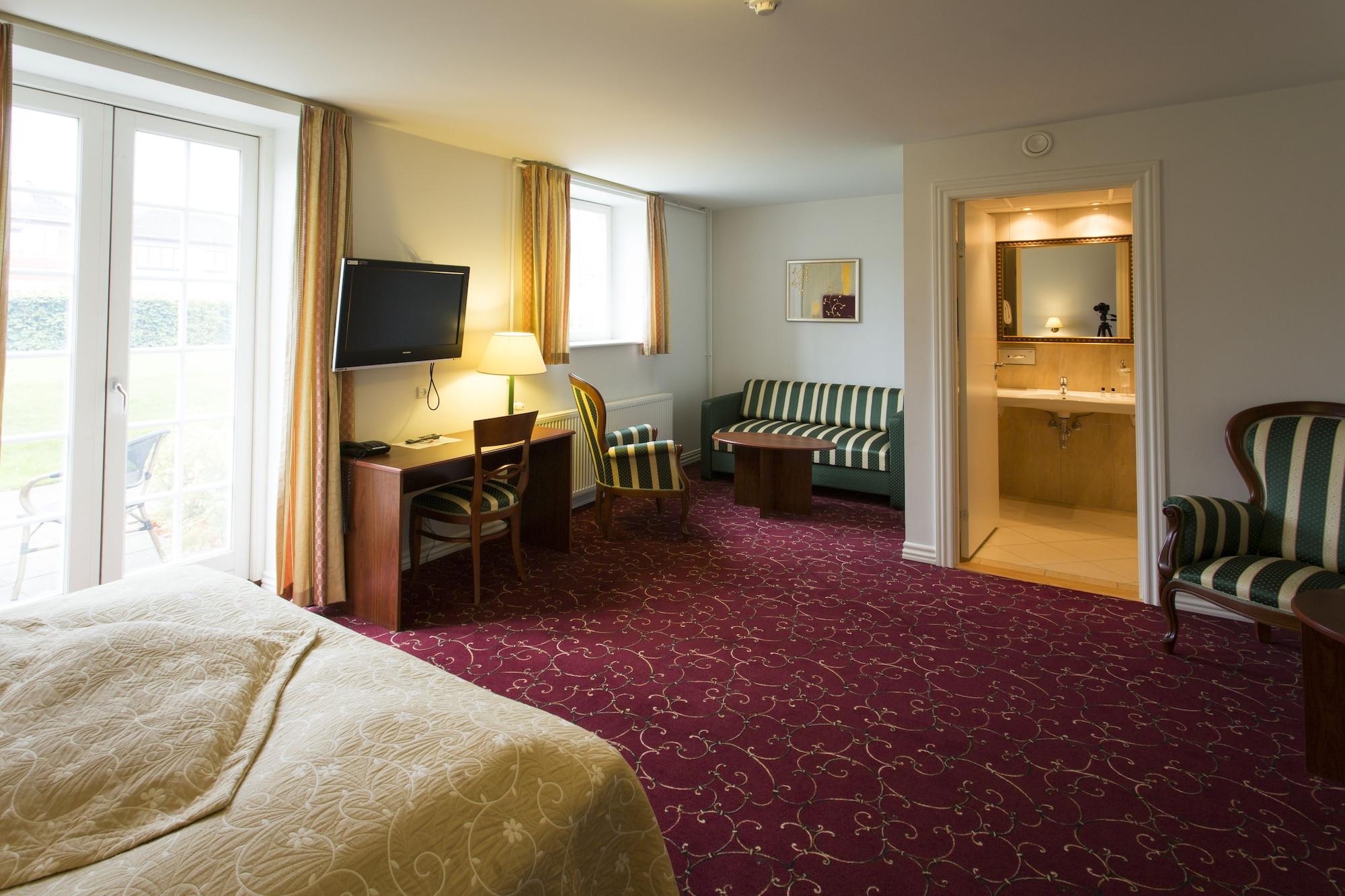 Milling Hotel Park Миддельфарт Экстерьер фото